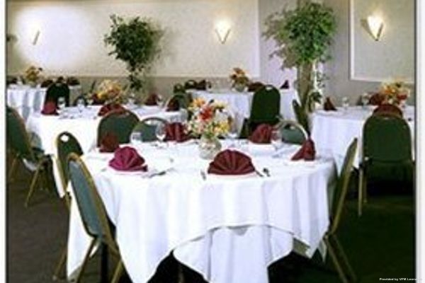 Rogue Regency Inn and Suites (Medford)